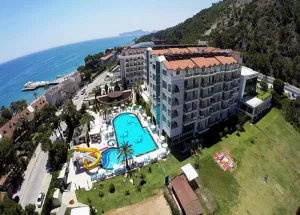 هتل گرند رینگ، کمر (Grand Ring Hotel) - 3