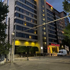 هتل نیو نایری ایروان (New Nairi Hotel)