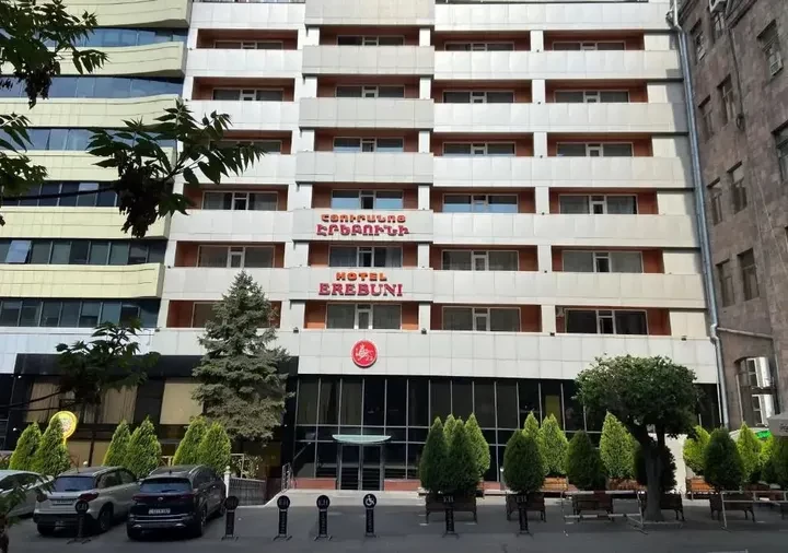 هتل اربونی ایروان (Hotel Erebuni)