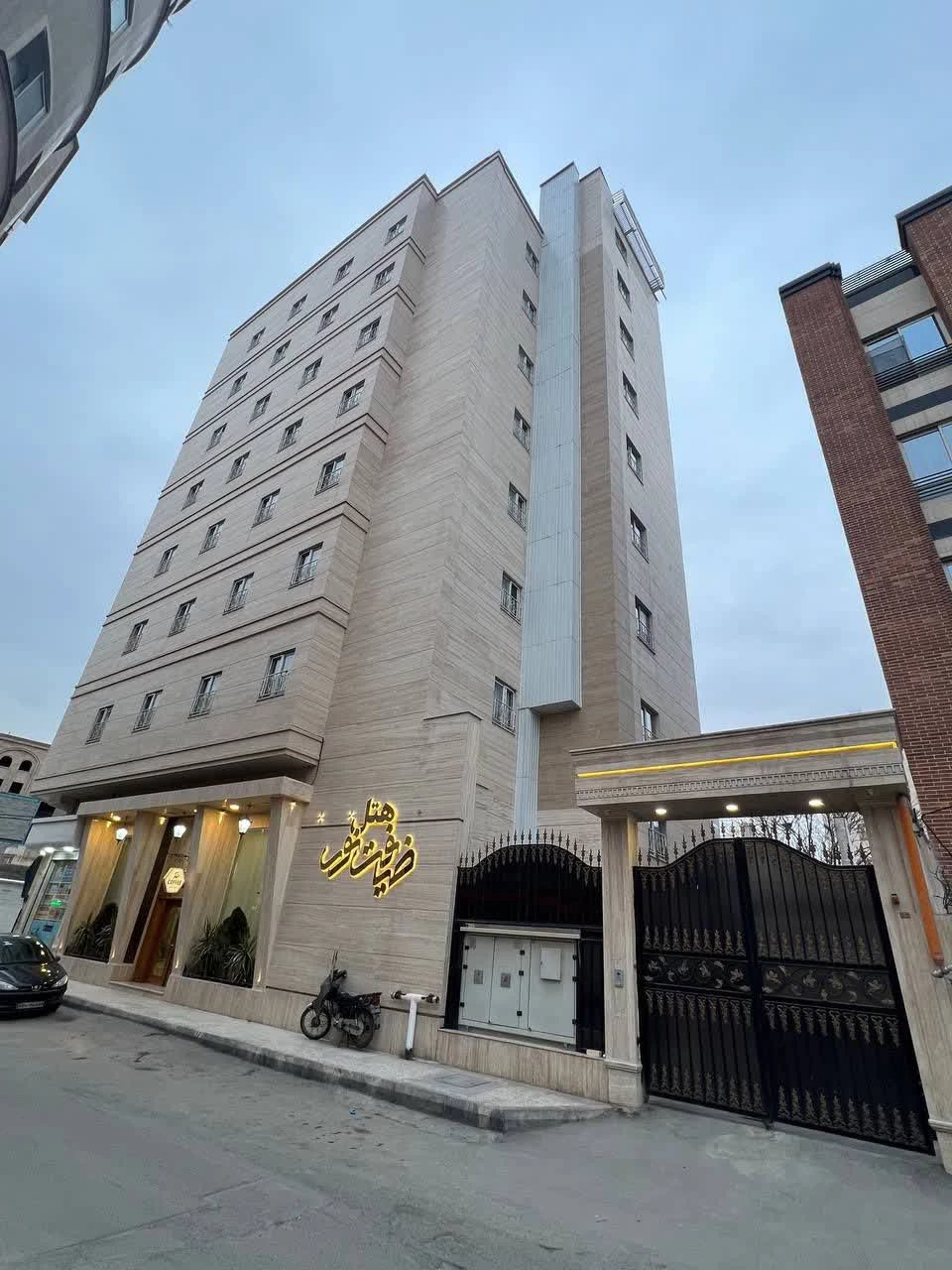 ضیافت نور مشهد